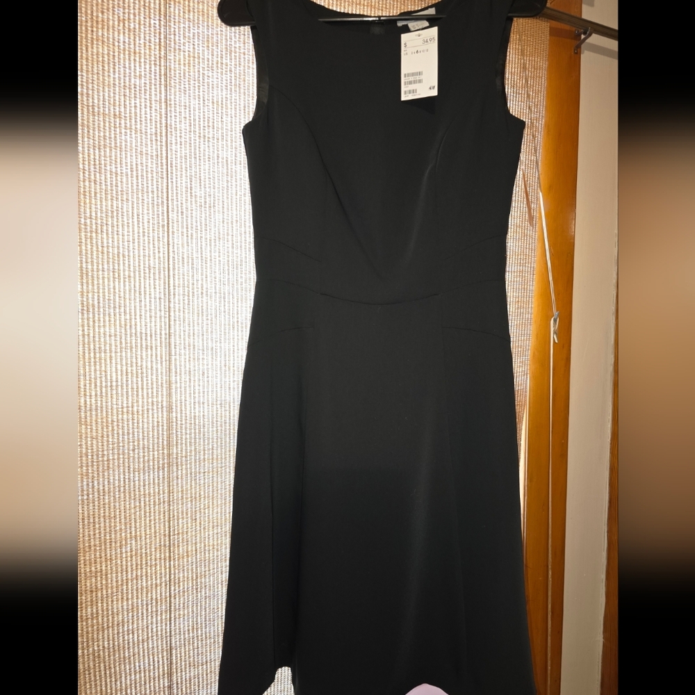 NWT H&M Dress, Black, Size 6